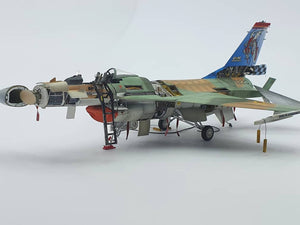 F-16A Venezuelan Air Force, Hasegawa+Italeri 1/72